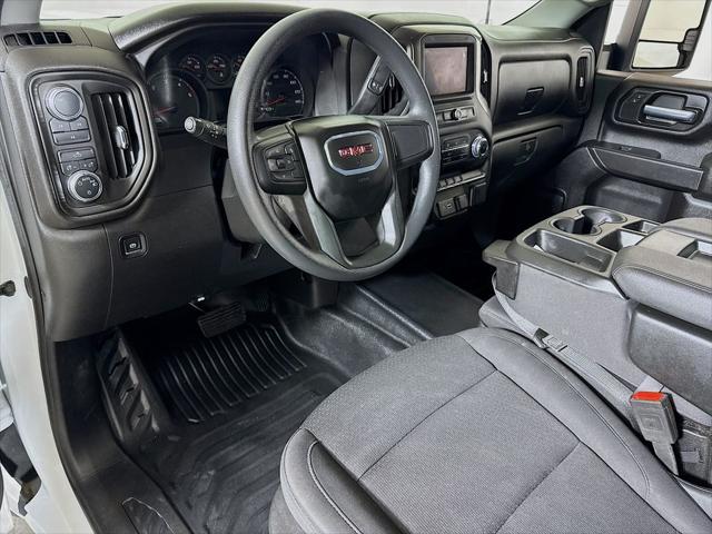 2025 GMC Sierra 2500HD 4WD Crew Cab Long Bed Pro