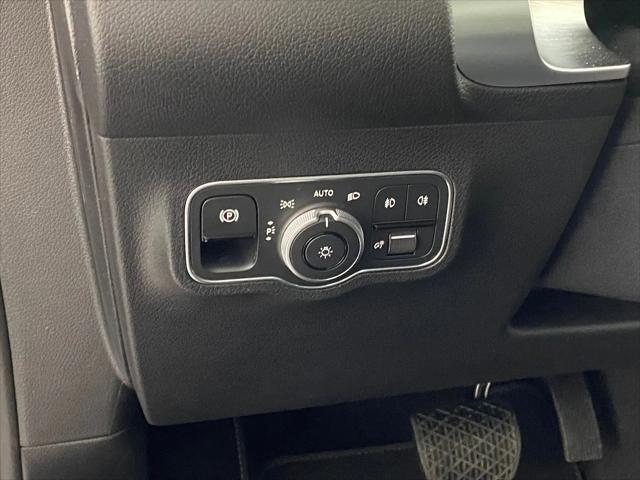 2026 Mercedes-Benz GLB 4MATIC