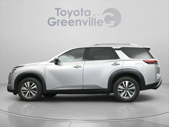 2025 Nissan Pathfinder SL FWD
