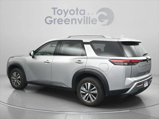 2025 Nissan Pathfinder SL FWD