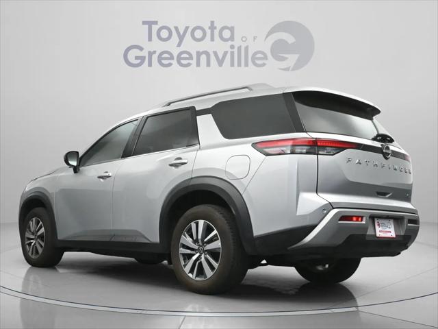 2025 Nissan Pathfinder SL FWD