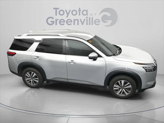 2025 Nissan Pathfinder SL FWD