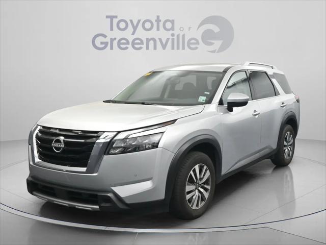 2025 Nissan Pathfinder SL FWD