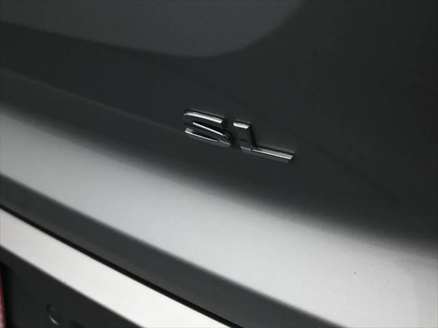 2025 Nissan Pathfinder SL FWD