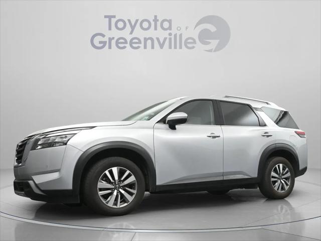 2025 Nissan Pathfinder SL FWD
