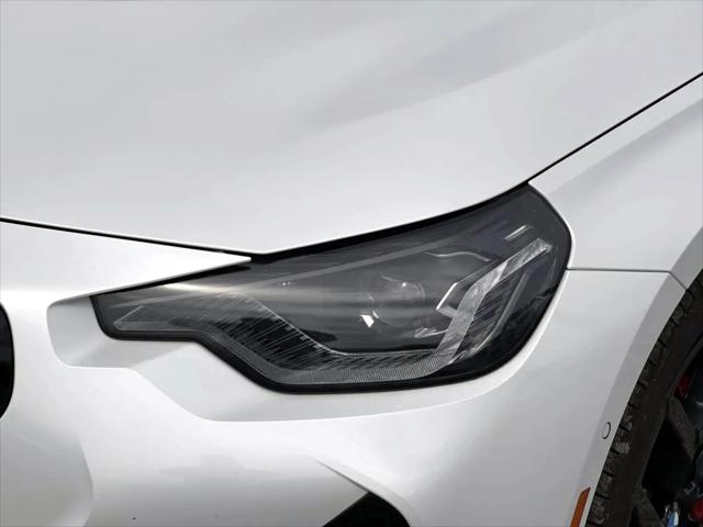 2025 BMW M240 i xDrive