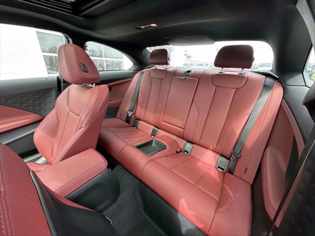 2025 BMW M240 i xDrive