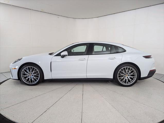 2026 Porsche Panamera 4