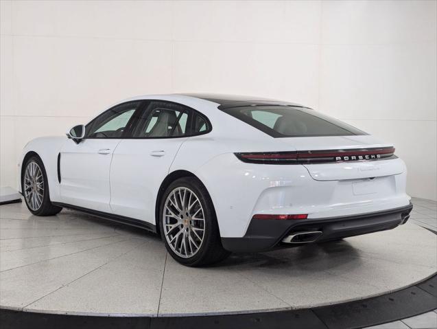 2026 Porsche Panamera 4