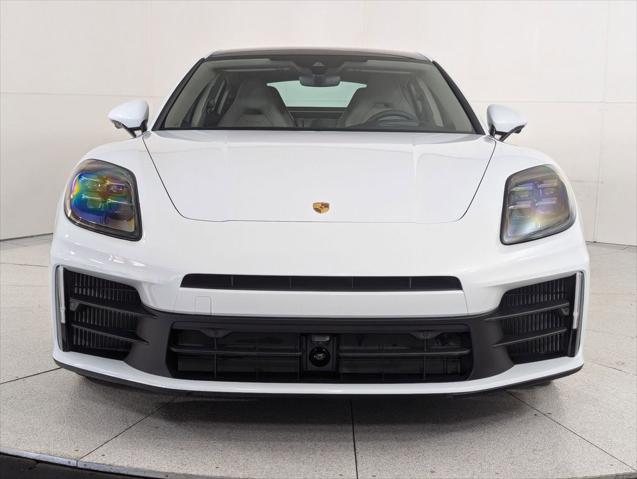 2026 Porsche Panamera 4