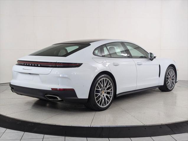 2026 Porsche Panamera 4