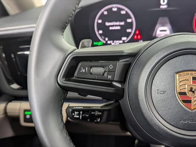 2026 Porsche Panamera 4