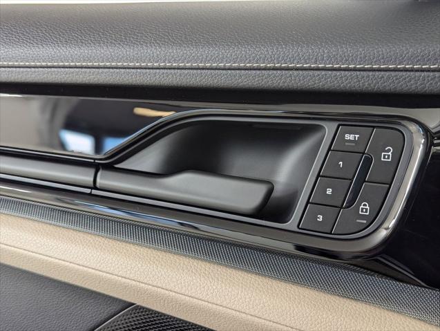 2026 Porsche Panamera 4