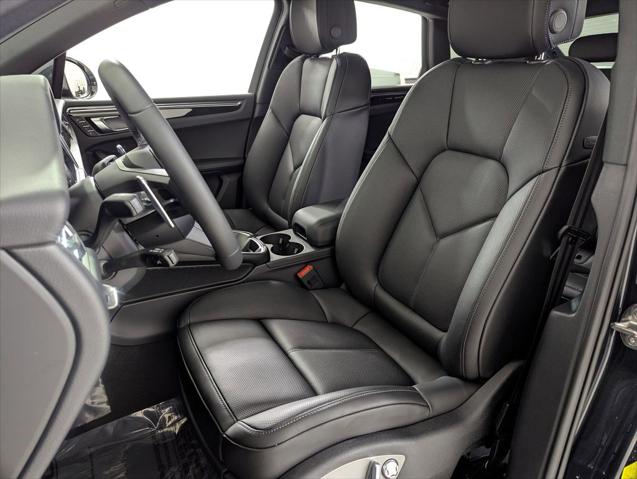 2026 Porsche Macan Unknown