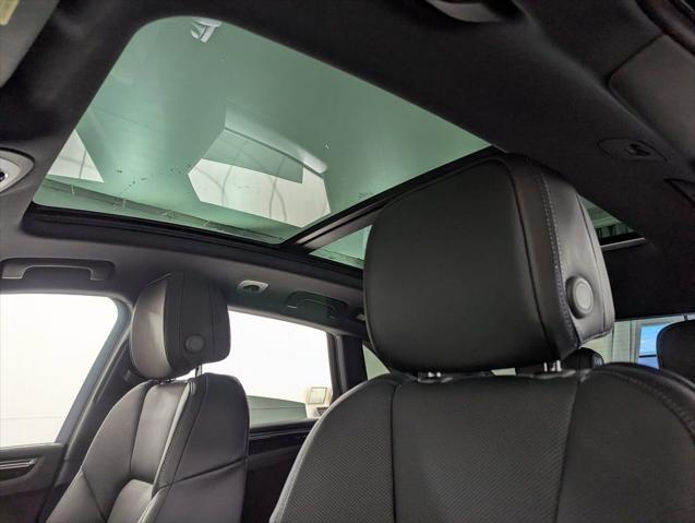 2026 Porsche Macan Unknown