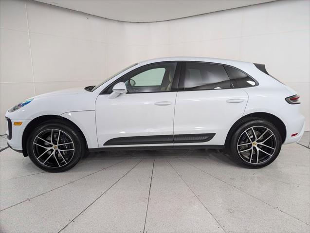 2026 Porsche Macan Unknown