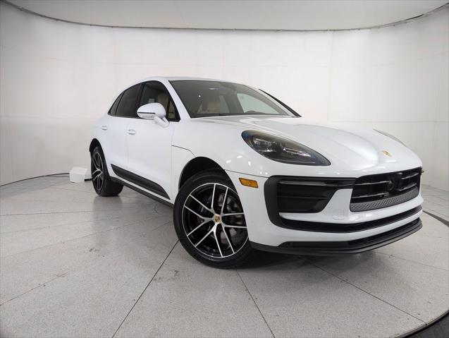 2026 Porsche Macan Unknown