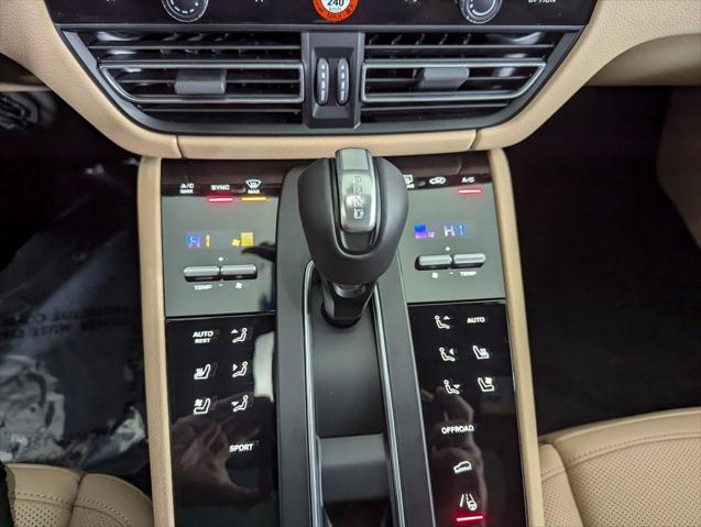 2026 Porsche Macan Unknown