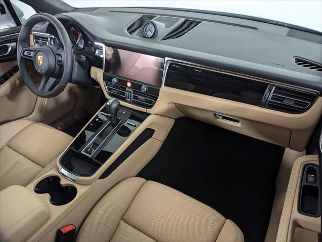 2026 Porsche Macan Unknown
