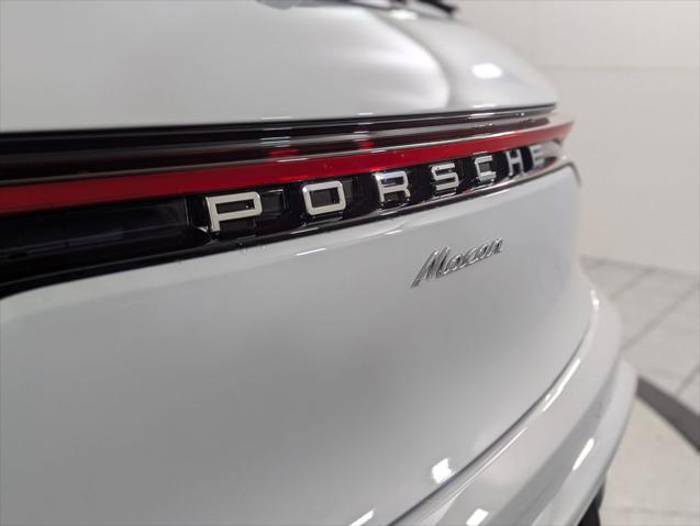2026 Porsche Macan Unknown