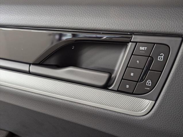 2026 Porsche Cayenne Unknown