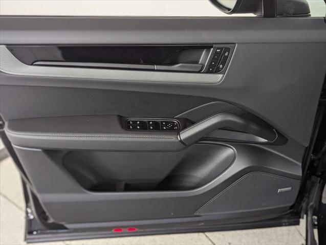 2026 Porsche Cayenne Unknown