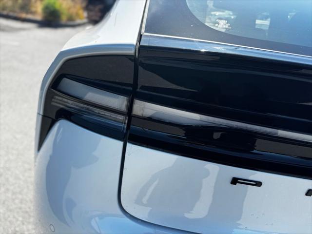 2026 Toyota Prius Plug-In SE