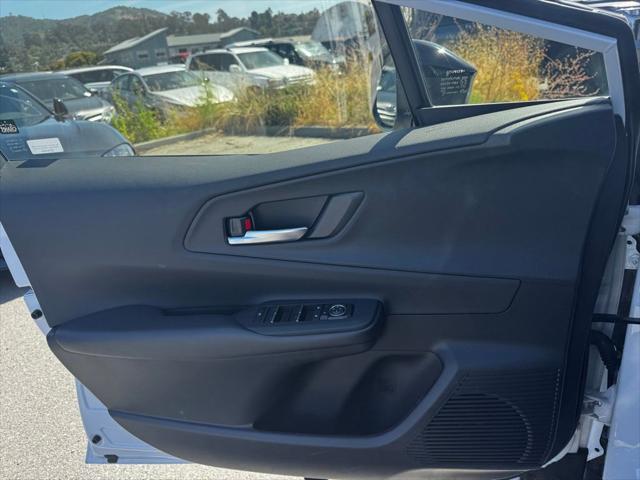 2026 Toyota Prius Plug-In SE