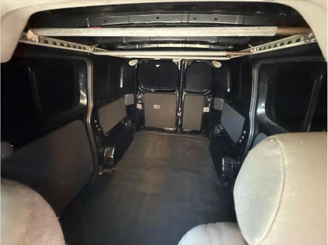 2017 Nissan NV200 SV
