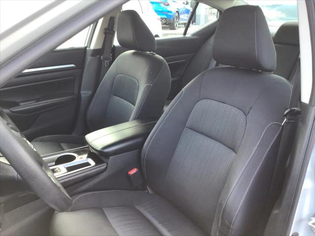 2023 Nissan Altima SV FWD