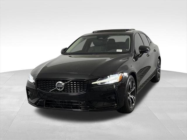 2025 Volvo S60 B5 Plus