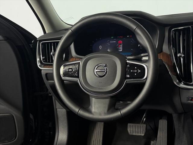 2025 Volvo S60 B5 Plus