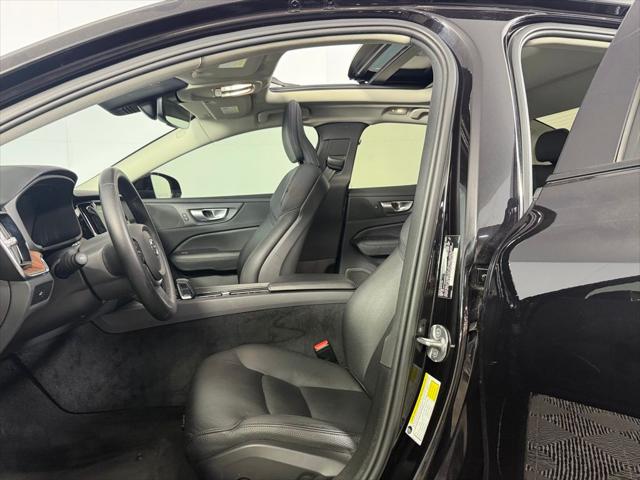 2025 Volvo S60 B5 Plus