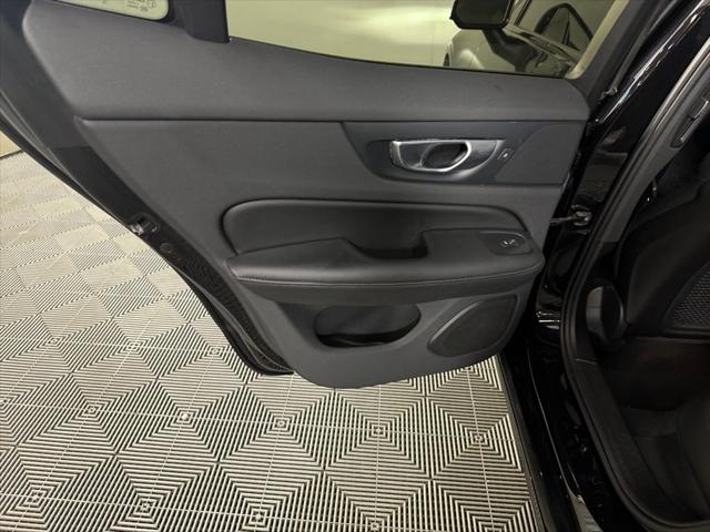 2025 Volvo S60 B5 Plus