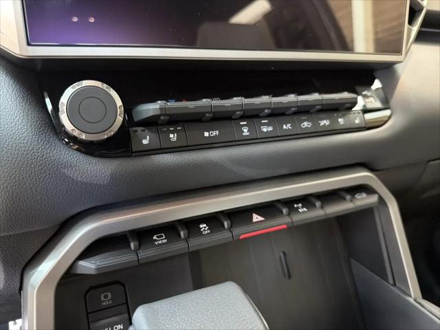 2026 Toyota Tundra Limited CrewMax 5.5' Bed