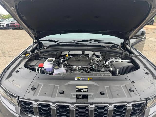 2026 Jeep Grand Cherokee Altitude 4x4