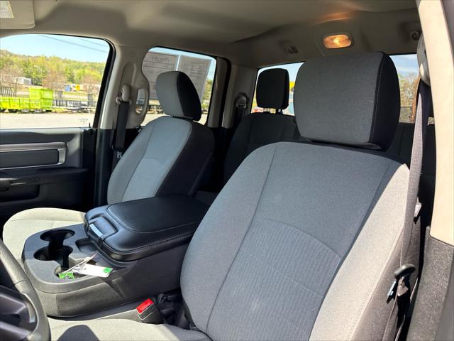 2024 Ram 1500 Classic SLT Quad Cab 4x4 6'4" Box