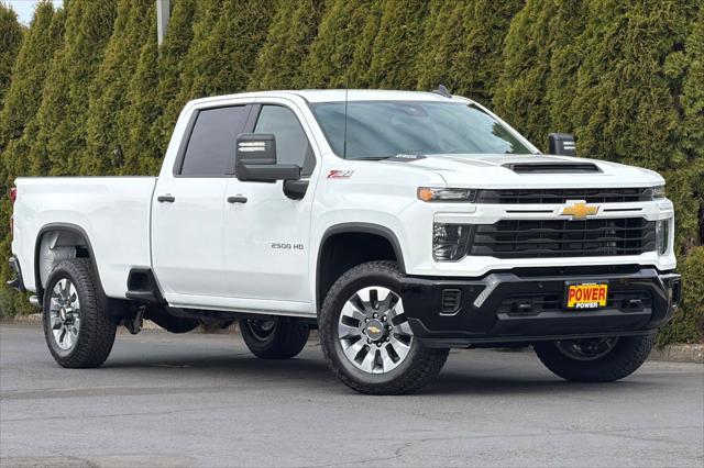 2026 Chevrolet Silverado 2500HD Crew Cab, Long Bed, Custom, 4WD