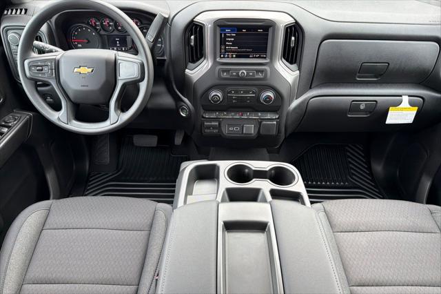 2026 Chevrolet Silverado 2500HD Crew Cab, Long Bed, Custom, 4WD