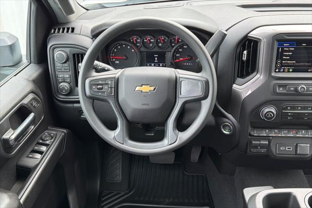 2026 Chevrolet Silverado 2500HD Crew Cab, Long Bed, Custom, 4WD
