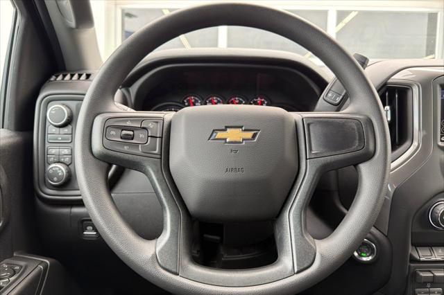 2026 Chevrolet Silverado 2500HD Crew Cab, Long Bed, Custom, 4WD