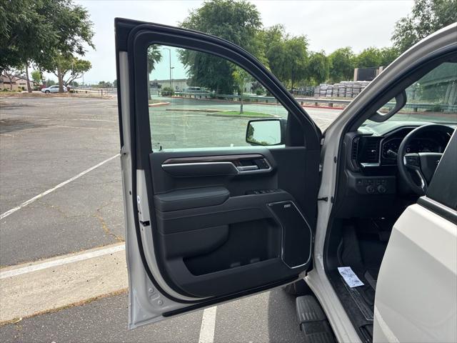 2026 Chevrolet Silverado 1500 4WD Crew Cab Short Bed RST
