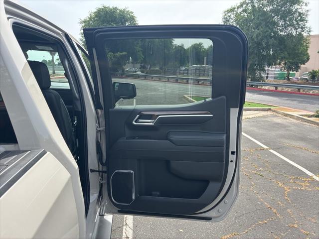2026 Chevrolet Silverado 1500 4WD Crew Cab Short Bed RST