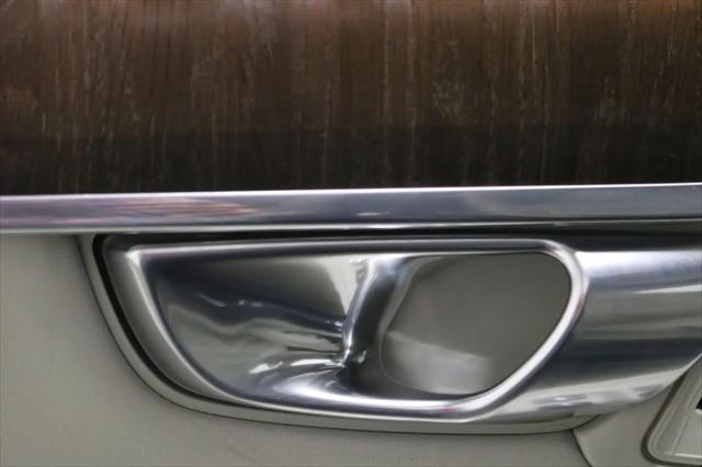2022 Volvo V90 Cross Country B6