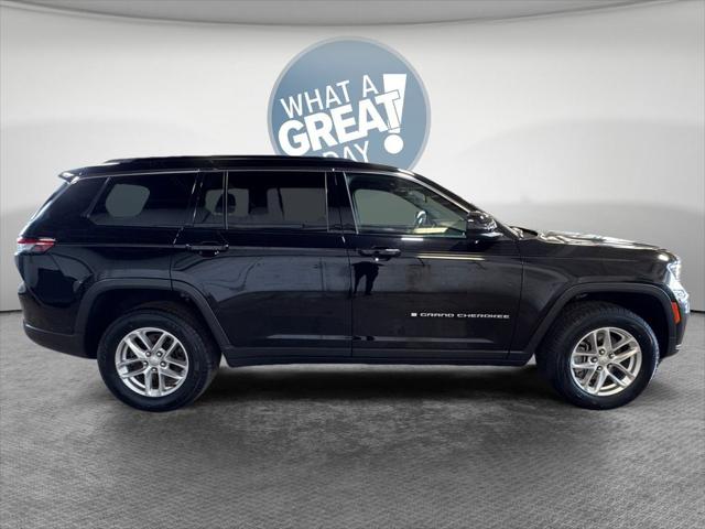2024 Jeep Grand Cherokee L Laredo 4x4