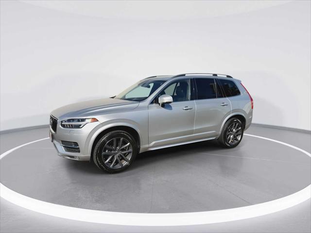 2017 Volvo XC90 T6 Momentum