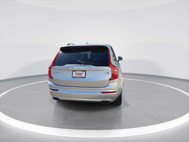 2017 Volvo XC90 T6 Momentum