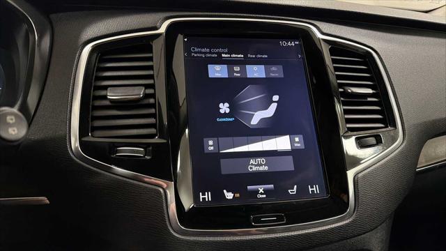 2017 Volvo XC90 T6 Momentum