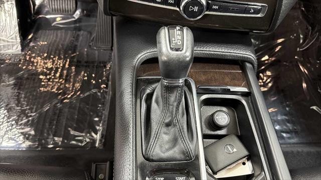 2017 Volvo XC90 T6 Momentum