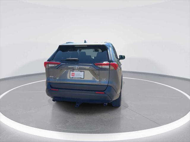 2021 Toyota RAV4 LE